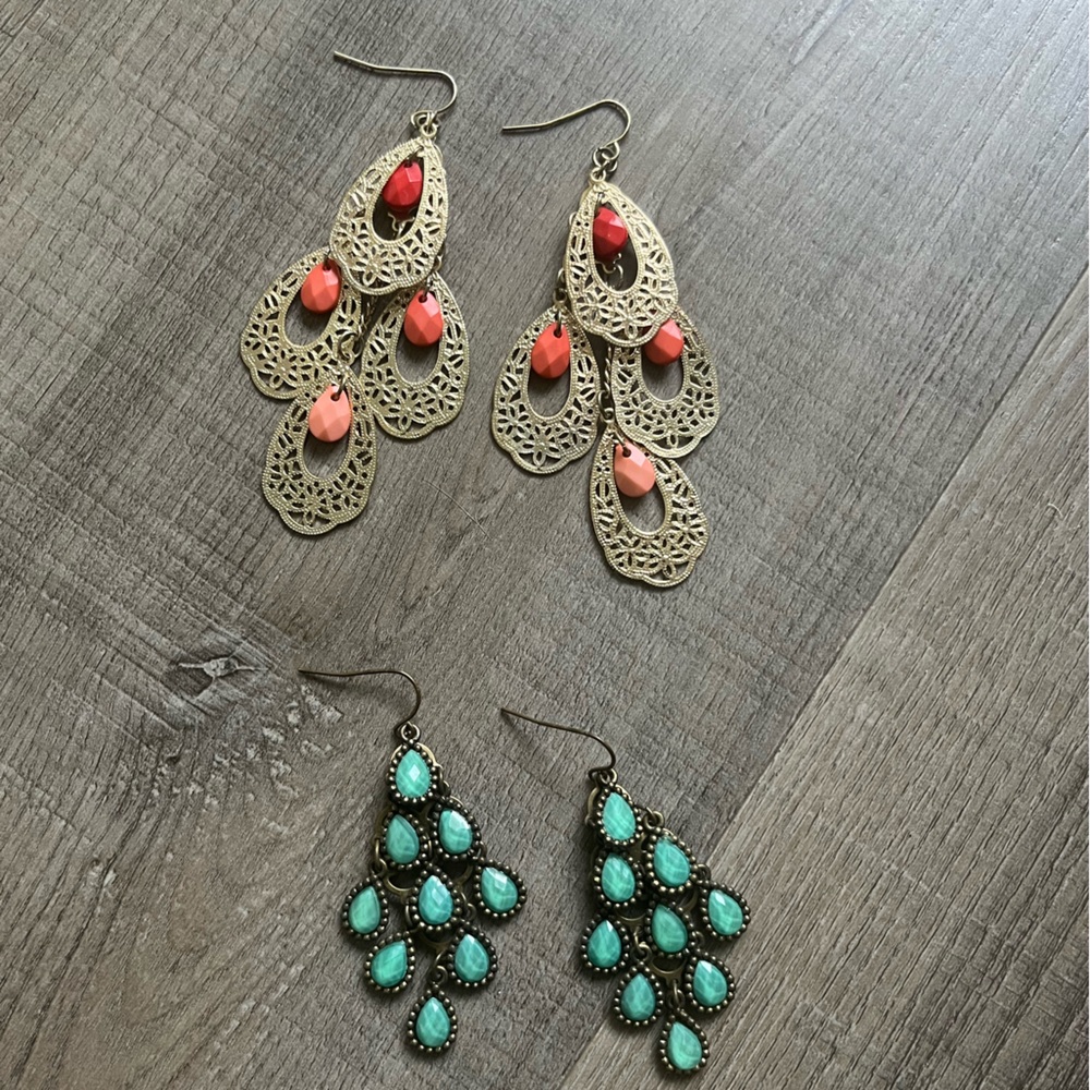 Urban Outfitters Dangly Earrings - Price for full lot, make offer for singles